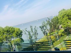 -上海滴水湖皇冠假日酒店