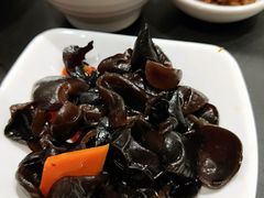 凉拌木耳-百事佳烧鸭牛腩(上海虹桥站店)