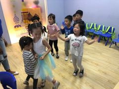 -I-Shine英语国际教育(大三林中心)