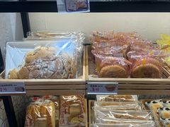 -Caidie Bakery采蝶轩(百越店)