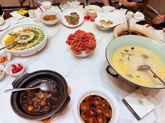 -鱼痴渔醉·食鲜集(月亮湾店)