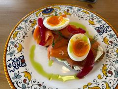 烟熏三文鱼吐司-Alimentari Mulino意大利餐吧&烘焙(丰盛里店)