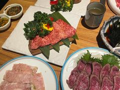 -炼火烤肉店