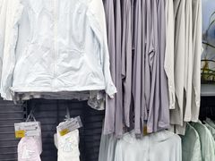 -迪卡侬(西华店)