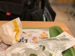 -麦当劳(呼市新华东街店)