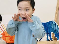 -猴有戏教育戏剧·音乐剧·主持口才·演讲朗诵辩论(环球港华师大校区)