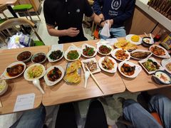 -蓝白自选餐厅(烟大店)