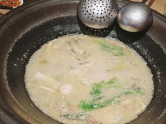 -陈大锅·岳阳鱼馆·地道岳阳菜(美食街店)