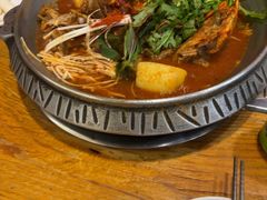 -喇喇排骨火锅·传统韩式脊骨汤(望京西园总店)