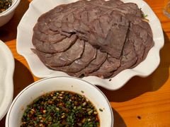 凉拌卤牛肉-益华家菜屋(世茂店)