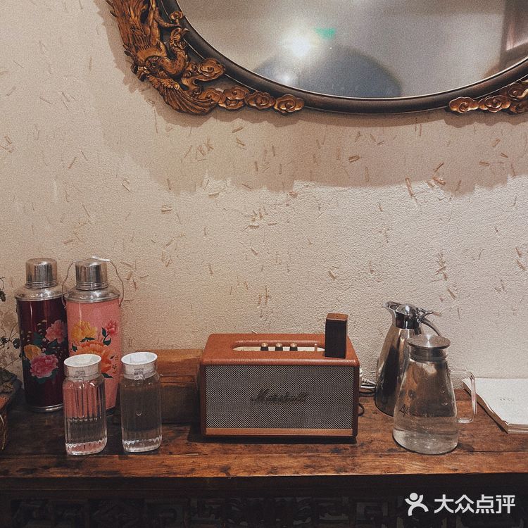 暴风雨探店｜ta不愧是可以让我一啖爱上海南鸡饭的理由