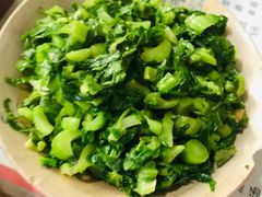 青菜-周肥肠(江油总店)