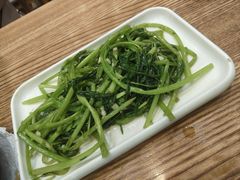 -裕记烧腊连锁餐饮(国商分店)