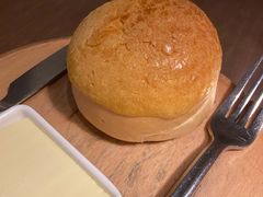 冰镇迷你菠萝油-来龙里 精致 东南亚餐室(万象城店)