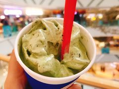 宇治抹茶奥利奥暴风雪-DQ·蛋糕·冰淇淋(金牛万达店)