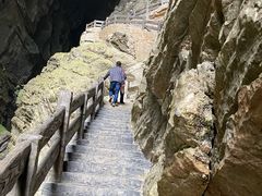 -龙水峡地缝景区