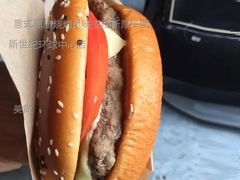 意式黑醋烧烤风味安格斯厚牛堡-麦当劳(新世纪环球中心店)