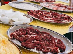 -光头仔烧鸡牛杂店