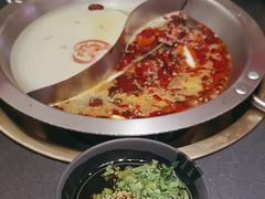 -沸炉重庆老火锅(军事博物馆店)