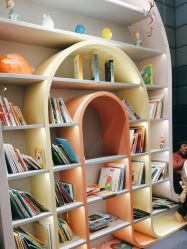 -奈尔宝·儿童乐园·亲子餐厅(华采天地店)