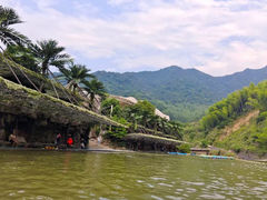 -虎啸峡漂流