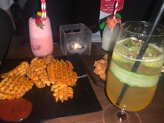 -TZ House音乐现场(来福士中心店)