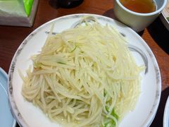 酸辣土豆丝-长安炊烟庭院陕菜(七路明光路店)