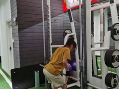 -汗水空间私教健身连锁(SM广场店)