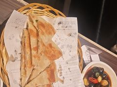 -胖哥俩肉蟹煲(石家庄长安万达店)