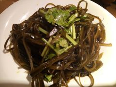 凉拌海带丝-胖哥俩肉蟹煲(河北勒泰购物中心店)