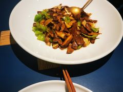 -一坐一忘云南菜(嘉里中心店)