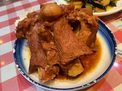 酱骨棒-东北哈尔滨酱骨头馆房掌柜铁锅炖