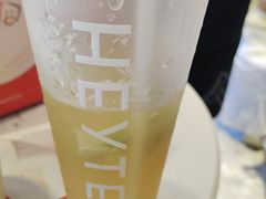 -喜茶(迪士尼小镇·平行宇宙店)