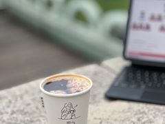 中年美式-CEMENT·coffee bar (凤凰创意园店)
