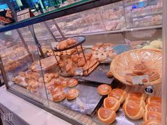 -巴黎贝甜(大宁国际商业广场店)