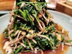 青年拌菜-青年公社烤鸭(滨湖银泰店)