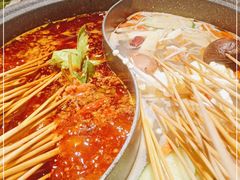 -钢管厂五区小郡肝串串香(滨江店)