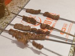 -小董哥烤串·爆汁大油边(故宫店)