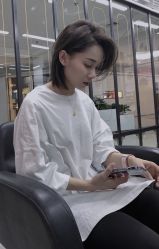 -FRIDAY星期五专业美发沙龙