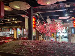 -江南古镇(斗西路万致创意园店)