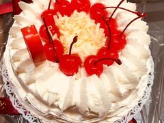 -红宝石·鲜奶小方·海派西点房(金杨店)