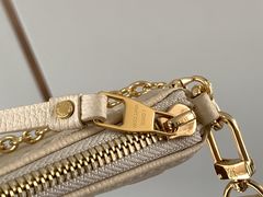 -陆家嘴世纪金融广场