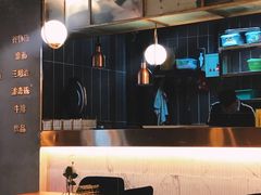 -POKEE VIA&Brunch·维娅(重庆来福士店)