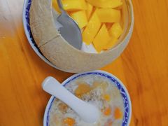 木瓜雪耳牛奶炖桃胶-韵姐牛奶甜品世家