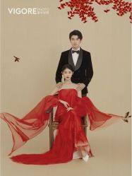 -雪中彩影婚纱摄影·微光艺术中心