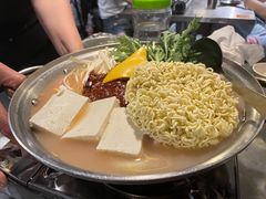 部队火锅-富乐满韩国正宗炸鸡韩国料理(虹泉路店)