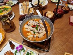 思茅酸汤鱼片-老滇山寨•云南特色菜•地方菜•民族风情歌舞表演(金碧店)