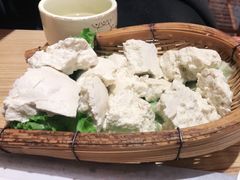 -阿婆情腊排骨火锅(金虹路店)