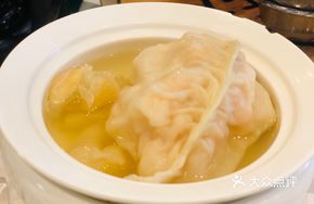 Braised Fish Maw and Shark Fin Dumplings