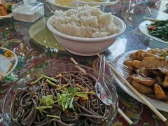 -何适山庄 ·可团建(水长城P2停车场店)